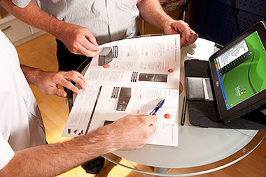 Dans notre magasin d'Orbe, vous bénéficiez d'un service-conseil de proximité pour votre informatique. PC, accessoires, consommables, formation, impressions, cybercafé,...